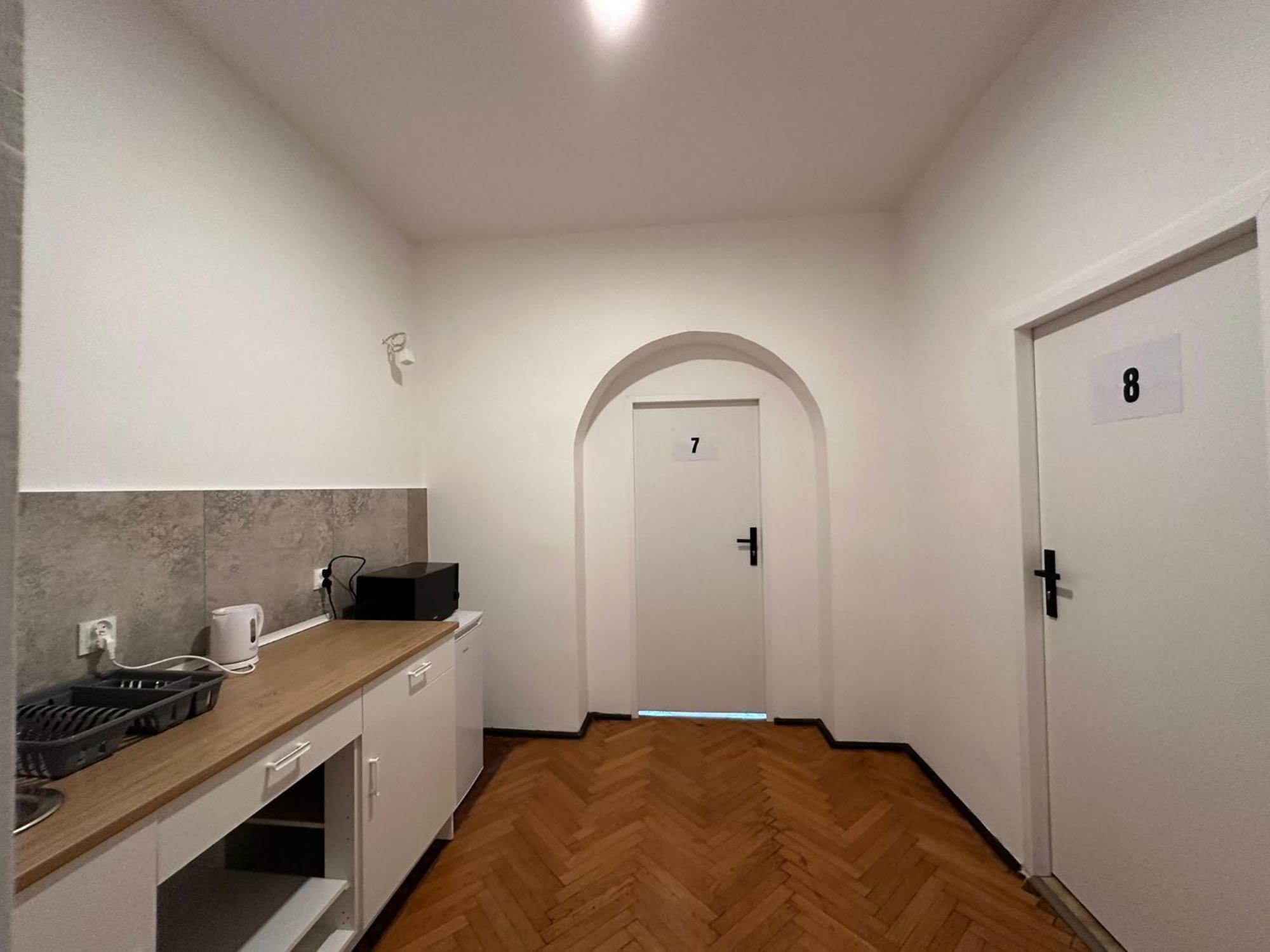 Hostel Apollo 56 Poznaň Exteriér fotografie