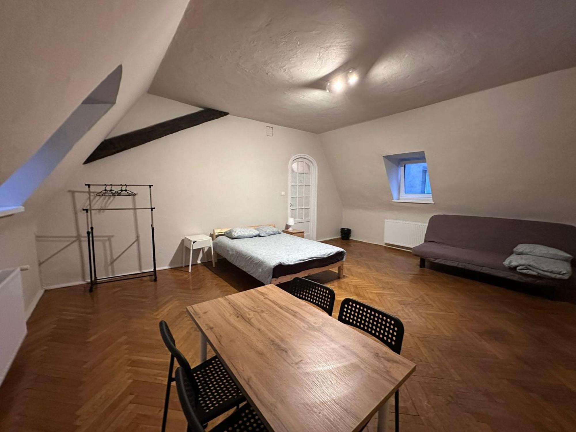 Hostel Apollo 56 Poznaň Exteriér fotografie